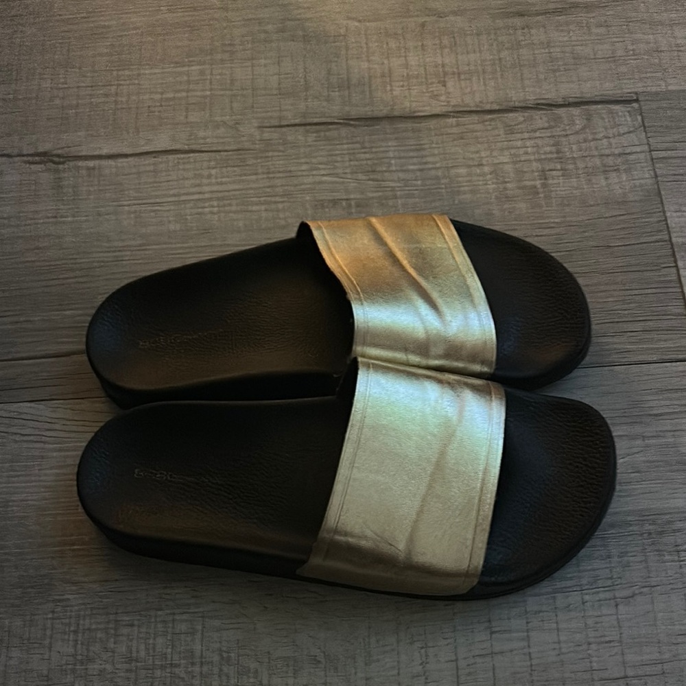 Black and Gold Minimalist Slide Sandals